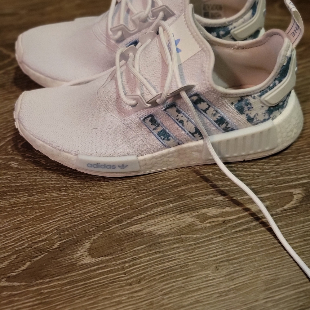 Adidas Nmd_R1 Women's Sneakers